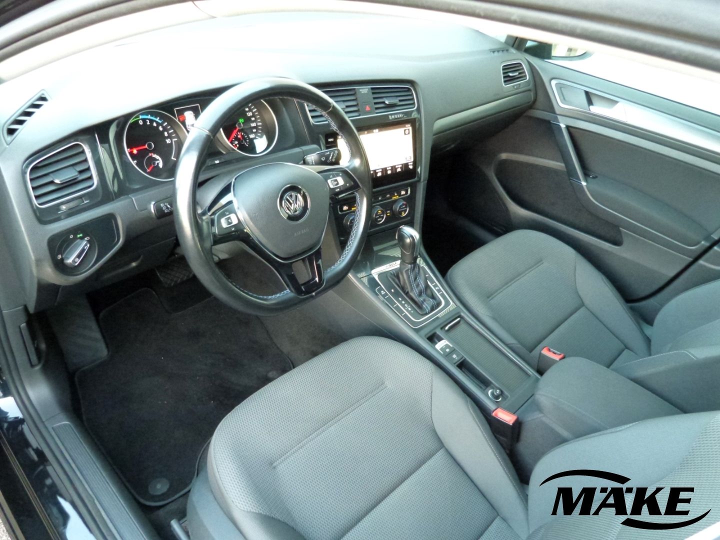 e-Golf Navi, LED, SHZ, PDC+, 2-Zonen Climatronic