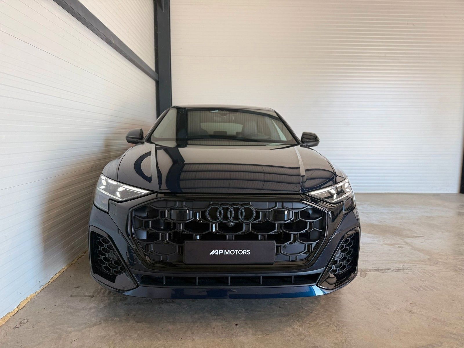 Audi Q8 60e CARBON /ROTE NÄHTE/HUD/23"/AHK/PANO imagem 2