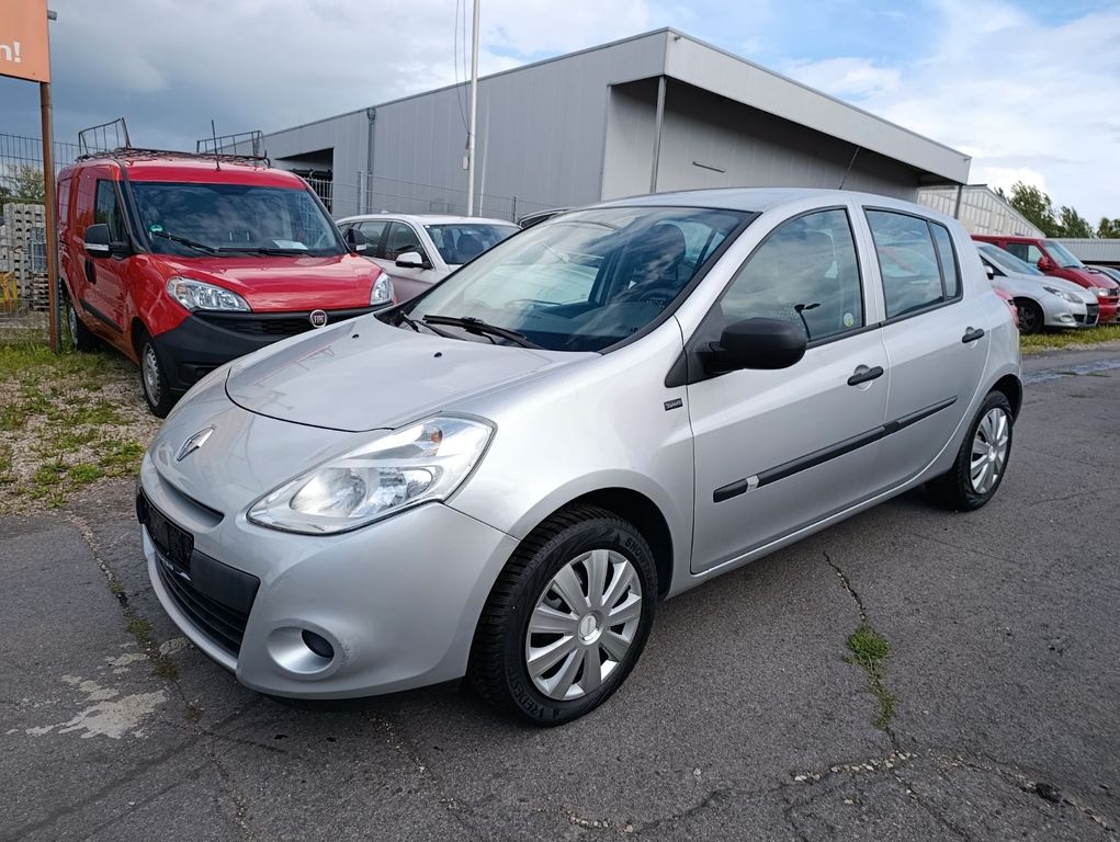 Renault Clio III YAHOO!*KLIMA*AHK*EURO5*VIELE NEUTEILE*