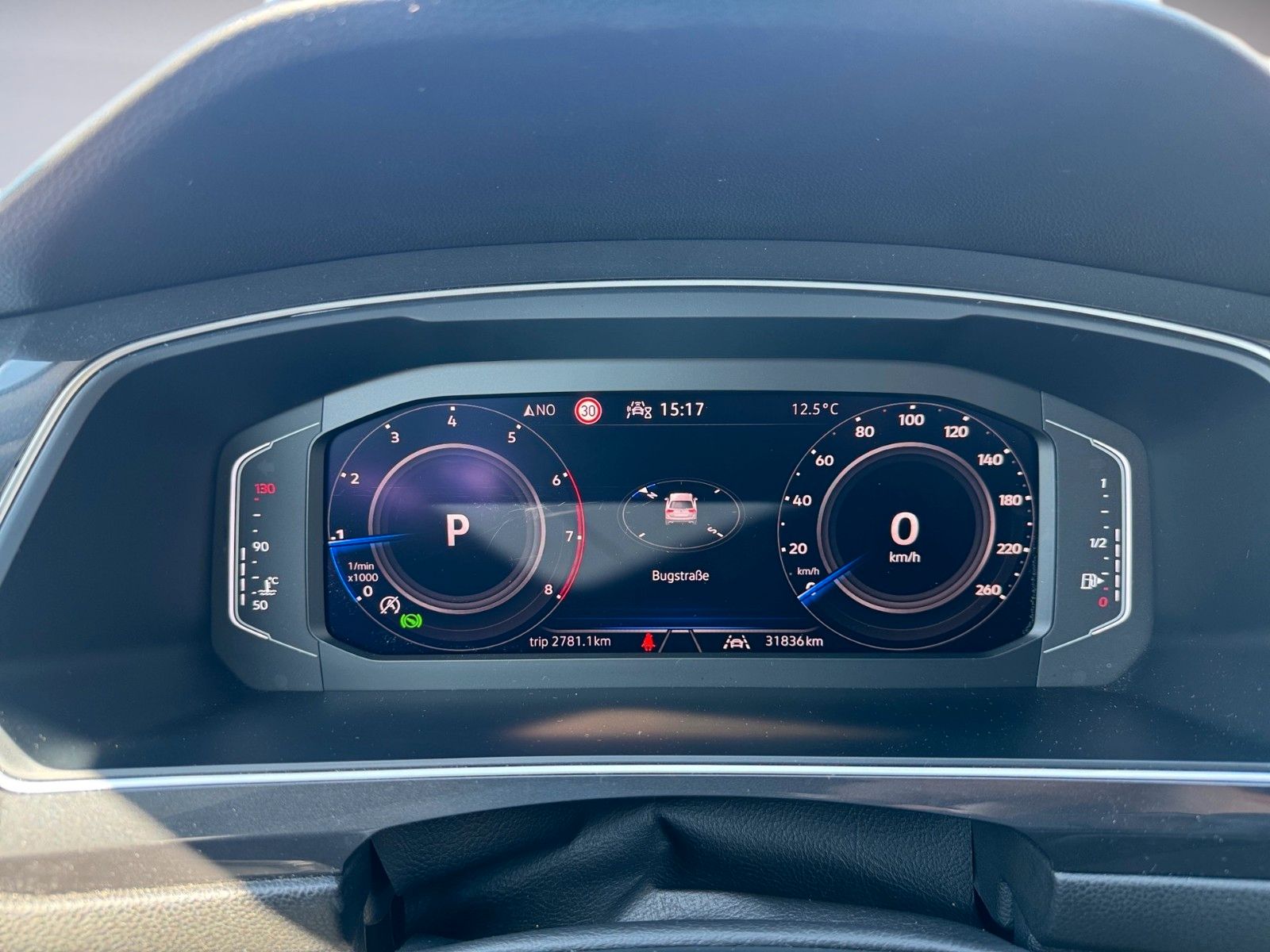 Fahrzeugabbildung Volkswagen Tiguan Allspace Life 1.5 TSI