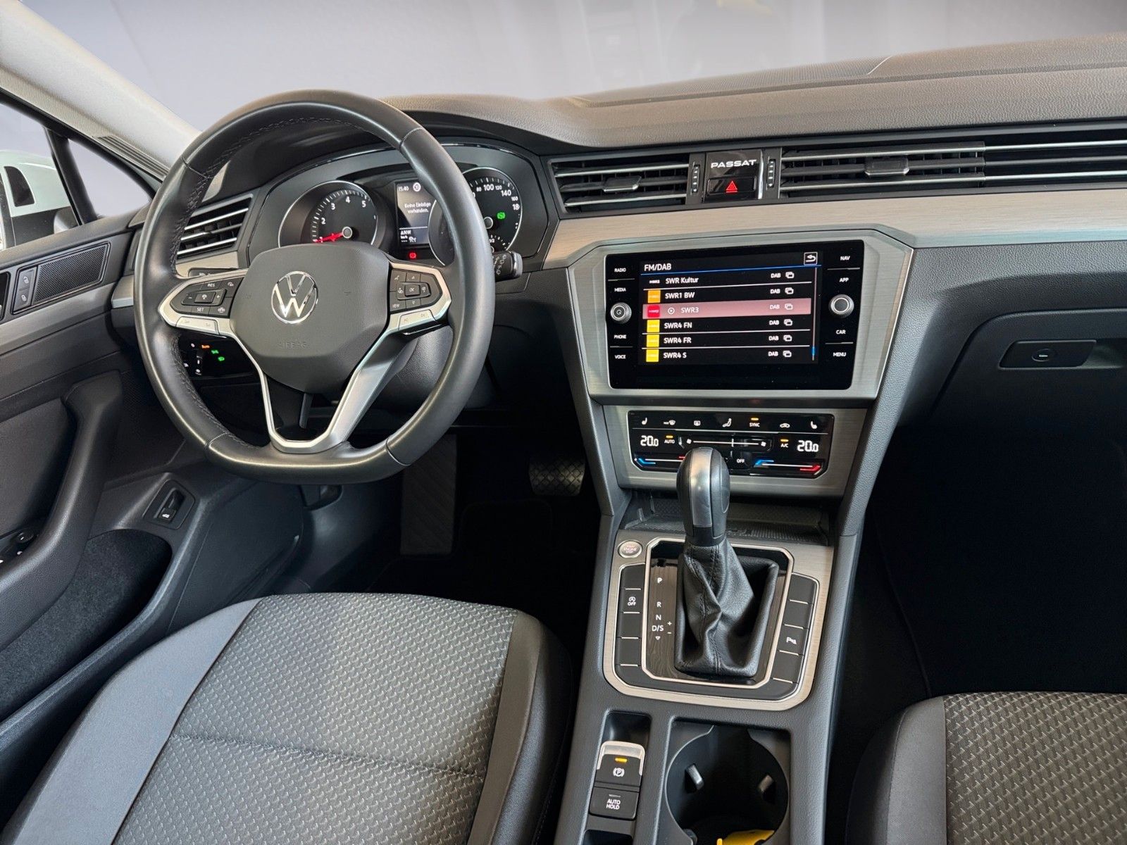 Fahrzeugabbildung Volkswagen Passat Variant 1.5 TSI