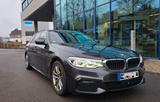 BMW 520d - M-Paket / AHK / Service / Navi / Panorama - BMW 520: M Paket