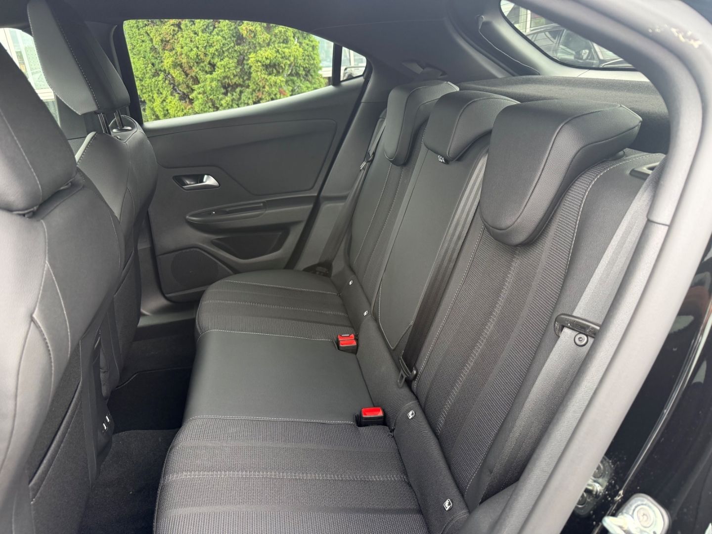 Fahrzeugabbildung Opel Mokka 1.2 GS mit SHZ+LHZ+Kamera+Allwetter