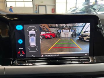 MYAUTOCENTER – Gebraucht- und Jahreswagen mit Werkstattservice in Pfaffenhofen Volkswagen Golf VIII Variant Life *1. Hand*Kamera*AHK*Klima