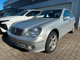 Mercedes-Benz Mercedes Benz C180 - Mercedes-Benz C 180 mit LPG-Antrieb: Limousine
