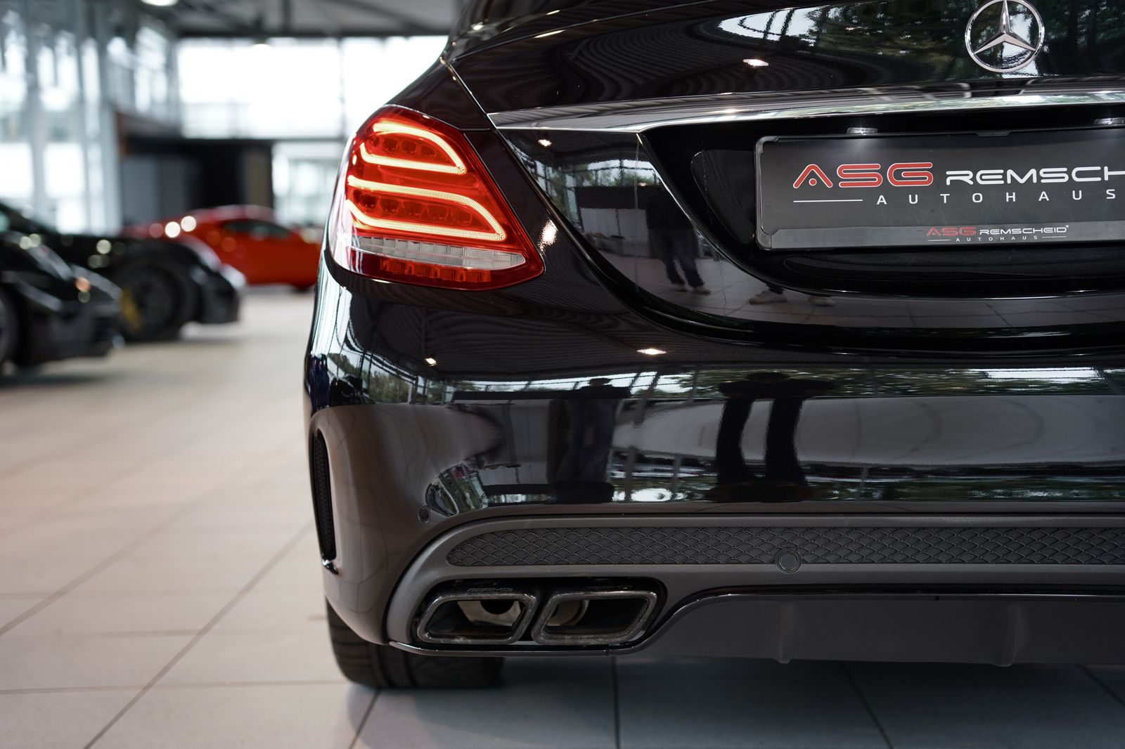 Mercedes Benz C 63 Amg