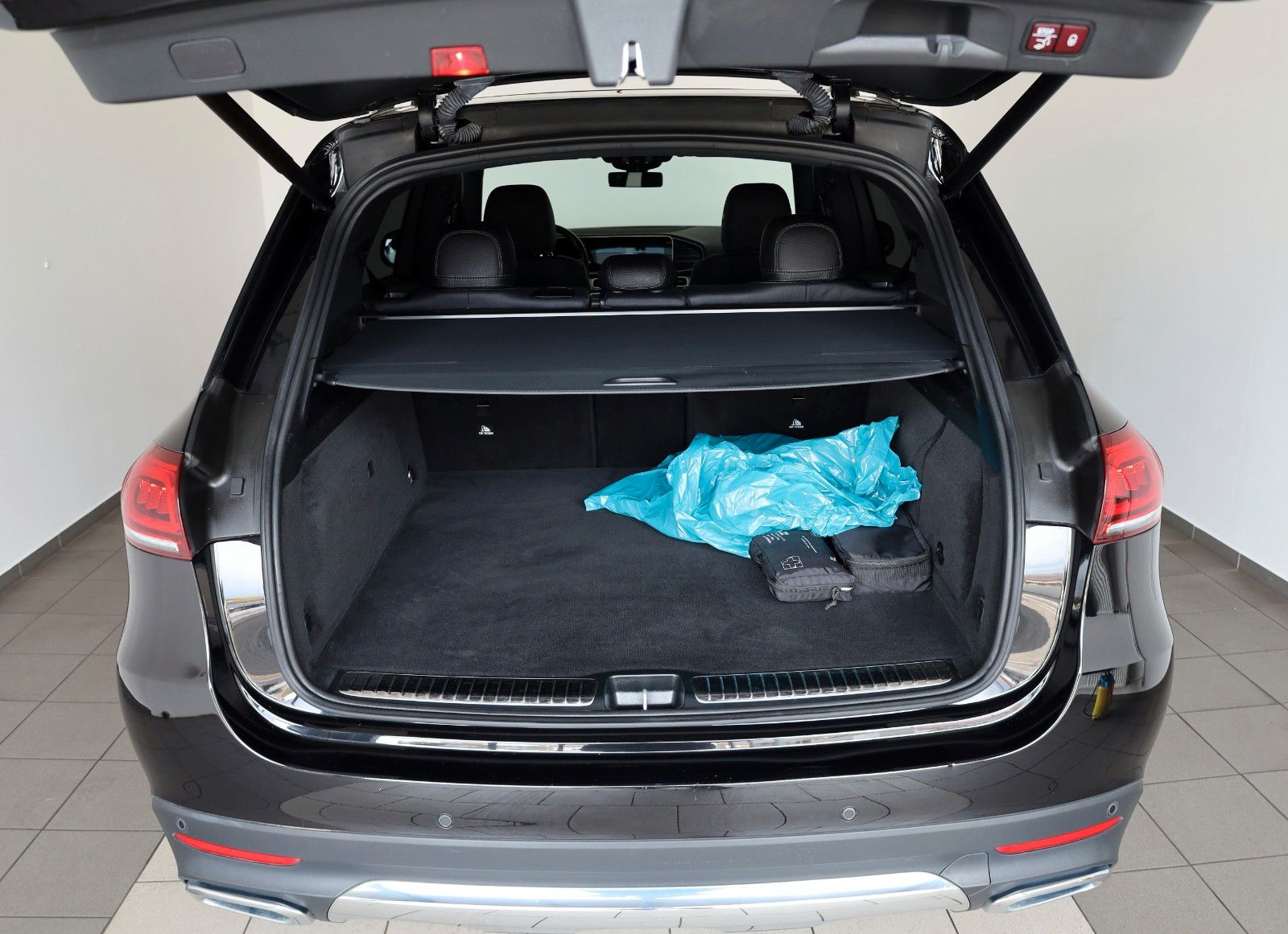 Fahrzeugabbildung Mercedes-Benz GLE 350de 4M Leder,Navi,LED,360°,Burmester,PanD.