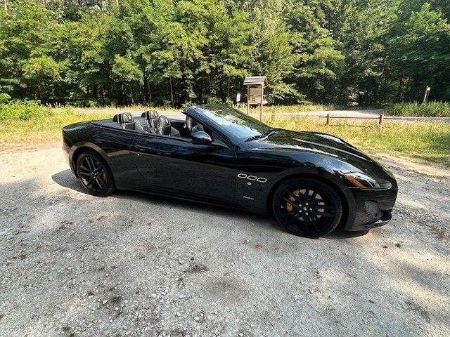 MASERATI GranCabrio