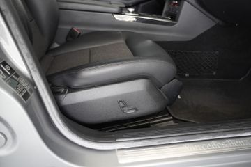 Mercedes E 200 - 12