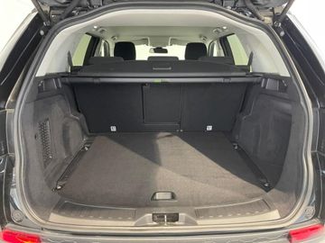 Land-Rover Discovery Sport - 11