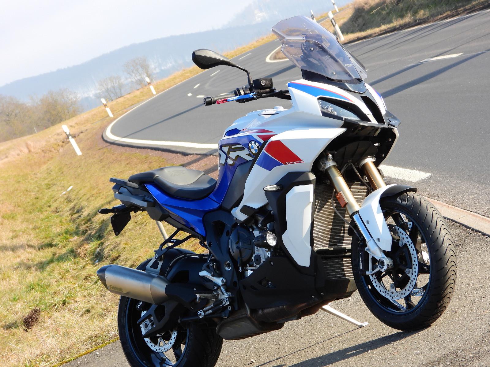 BMW S1000 XR - neuer großer Service, neue Reifen