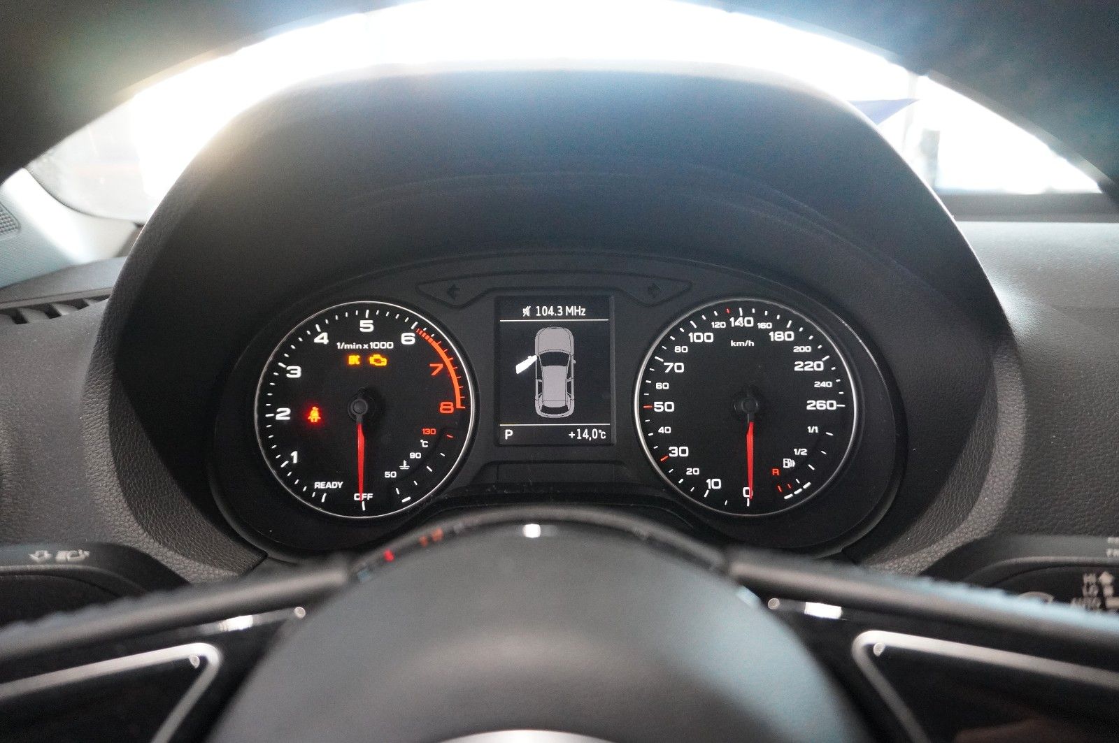 Fahrzeugabbildung Audi Q2 1.0 TFSI ULTRA S-TRONIC KLIMA/SHZ/PDC/19"