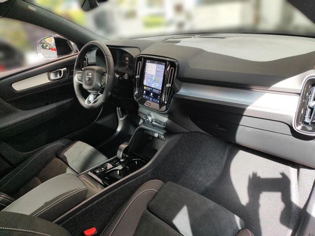 VOLVO XC 40 (Bild 19 von Array)