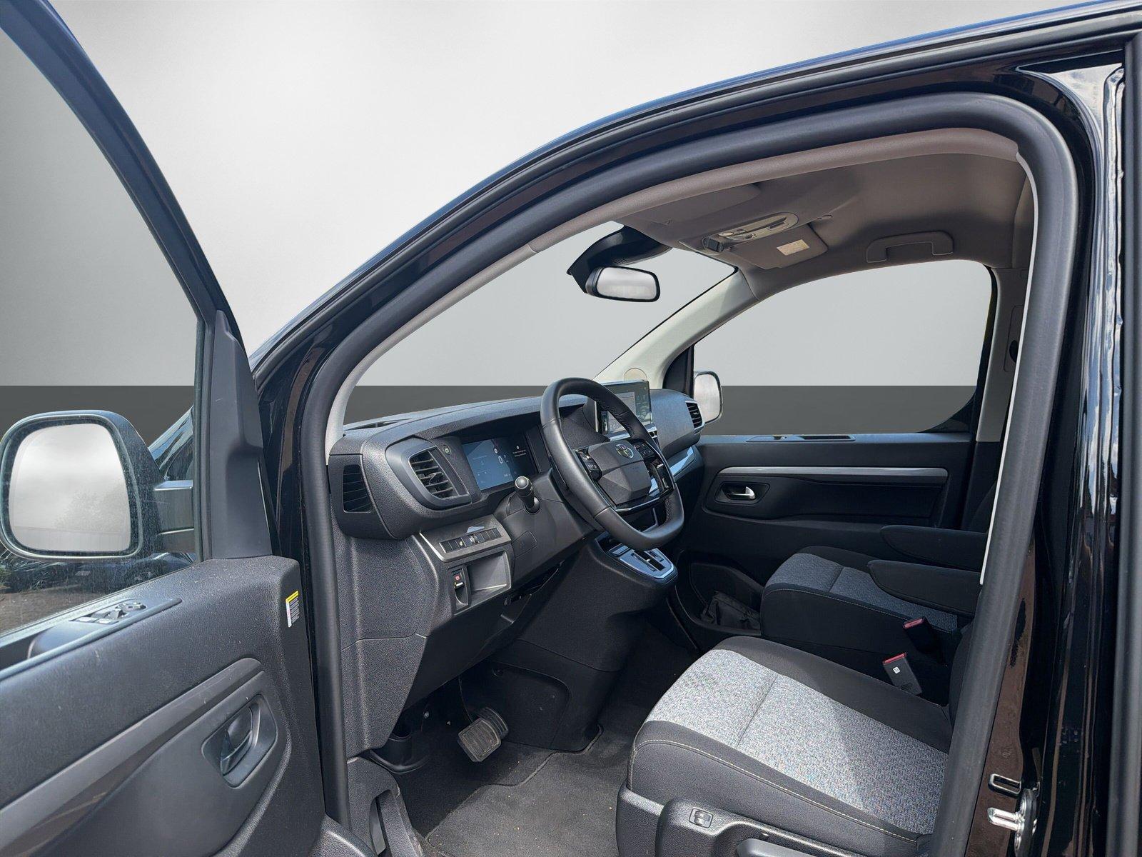 Toyota Proace (Verso) 2.0 D-4D Team Deutschland L2
