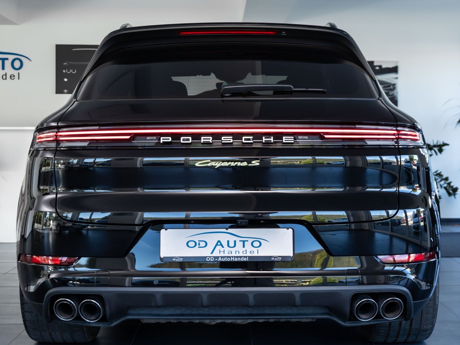 Porsche Cayenne S E-Hybrid SportDesign/HD-Matrix/Inno/22 imagem 3