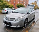 Toyota Avensis Kombi 2.0 Benziner  Sportl... - gebrauchte Toyota Avensis aus dem Jahr 2010