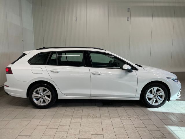 Golf VIII Variant Life 1.0 eTSI DSG NAVI ACC