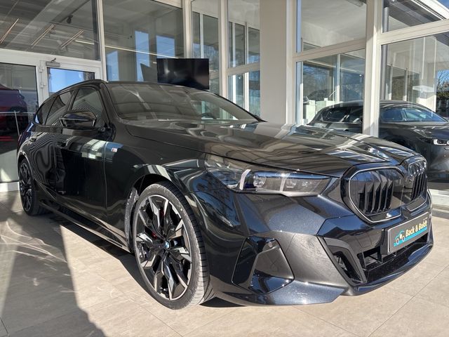 BMW 540d Touring*MSPORT PRO,PANO,STANDHZG,AHK,B&W,21