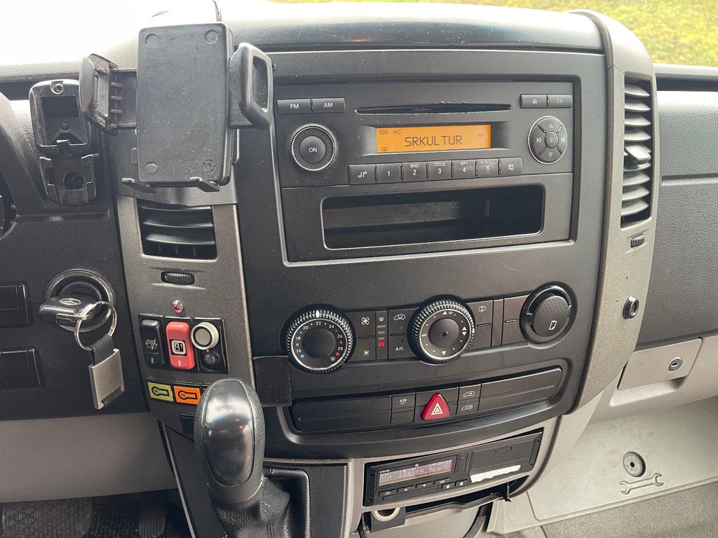 Car thumbnail