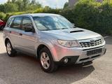 Subaru Forester 2.0D Comfort Comfort - Subaru Forester in Essen