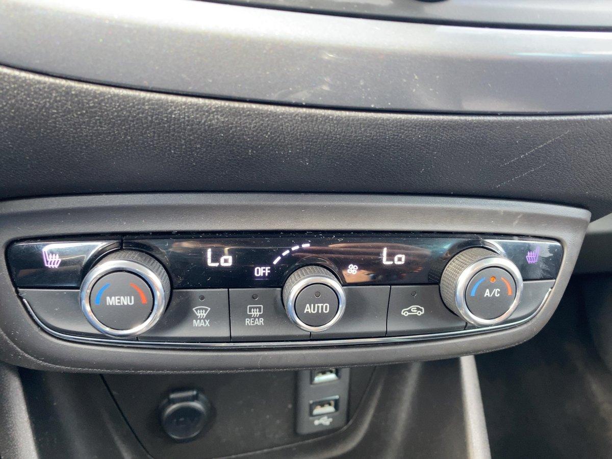 Opel Crossland X 1.2 Turbo Elegance *AHK*Navi*Kamera*
