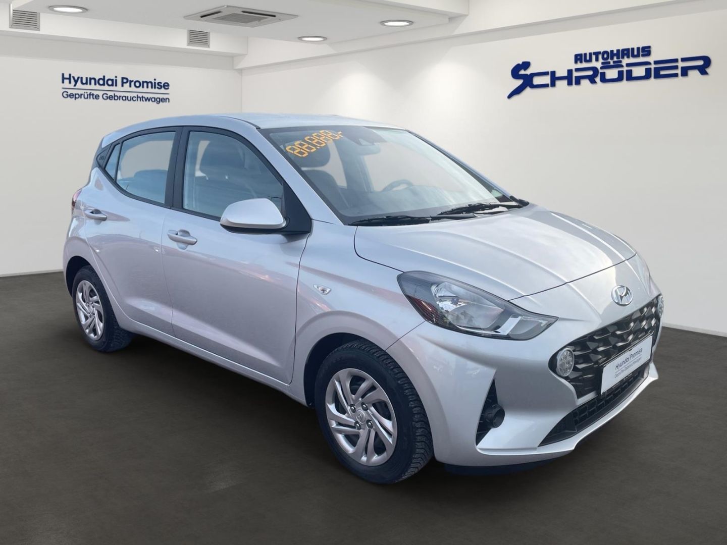 Fahrzeugabbildung Hyundai i10 1.0 Select Funktion Allwetter Lenkradheizung