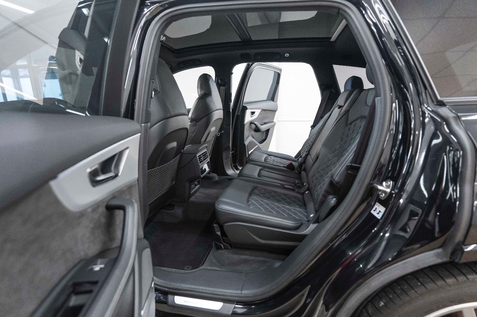 Fahrzeugabbildung Audi SQ7 4.0 TDI quattro HUD LED BOSE 3D MASSAGE LUFT