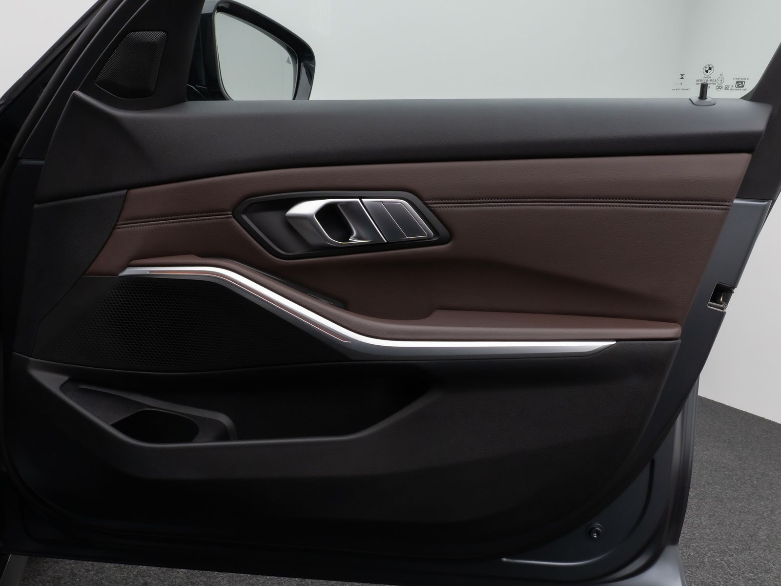 Fahrzeugabbildung BMW 320d M Sport Panorama Laser Kamera DAB HiFi 19"