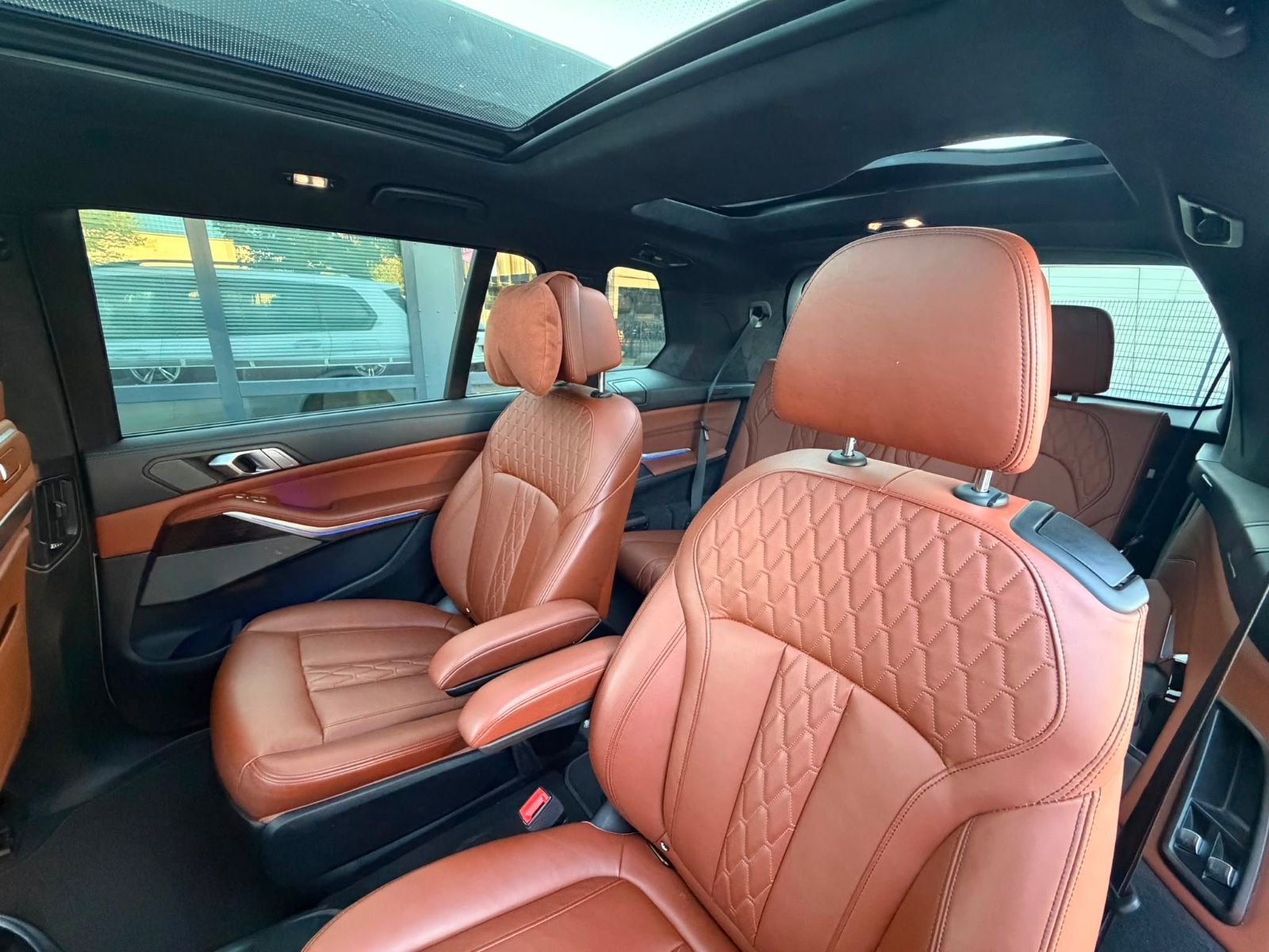 BMW X7 X7 xDrive 40 d M Sport*6-Sitzer*Sky-L*AHK*, Ansicht 16