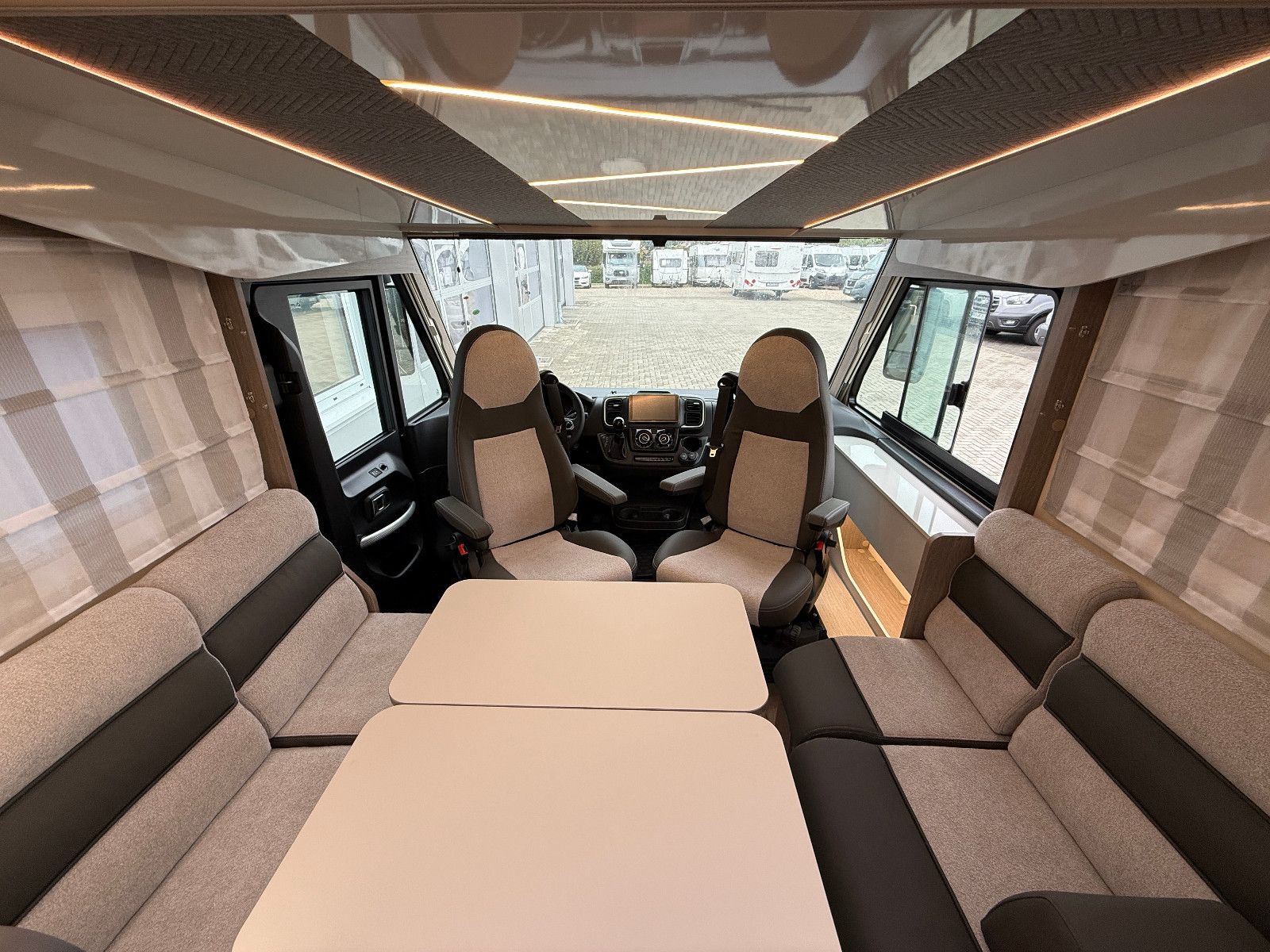 Fahrzeugabbildung Roller Team Zefiro 287 Integral - Modell 2026