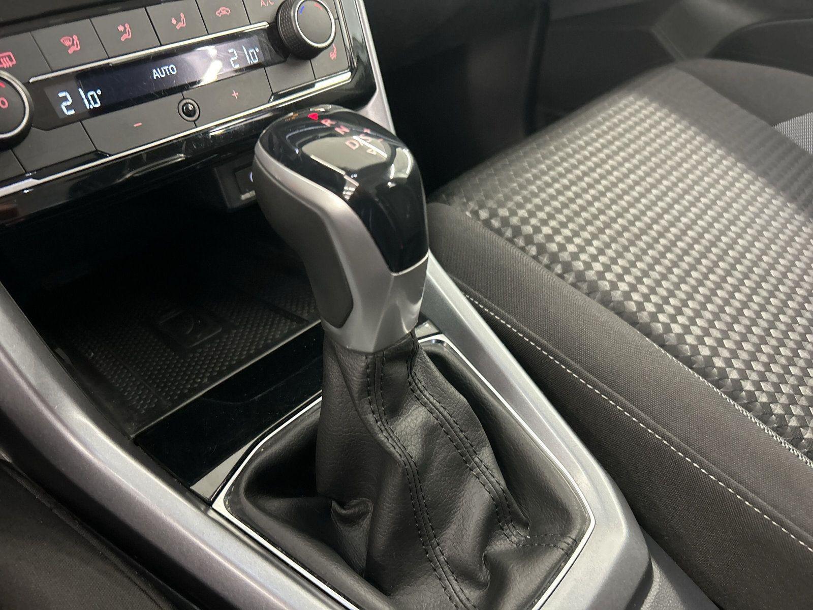 Volkswagen T-Cross 1.0 TSI Active R-LINE+DSG+LED+NAVI+ACC, миниатюра 13