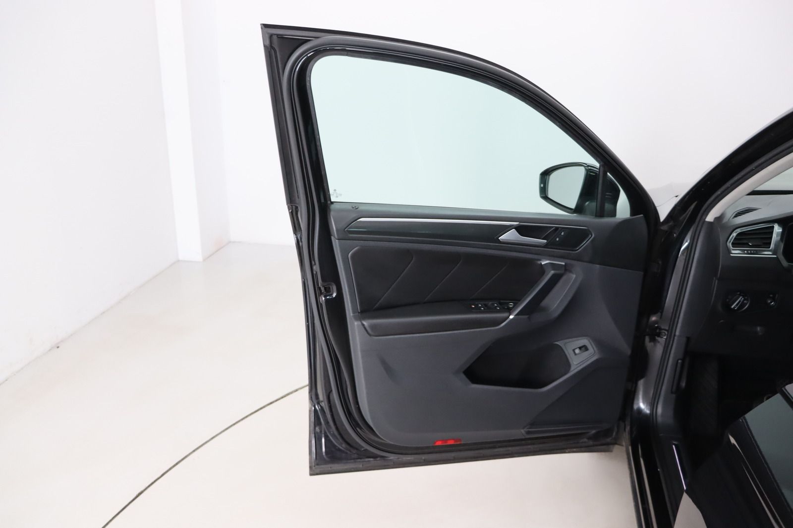 Fahrzeugabbildung Volkswagen Tiguan 2.0 TDI 4Motion * Memory * Leder * Pano H