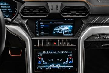 صورة مصغرة 14 لـ 2018 Lamborghini URUS