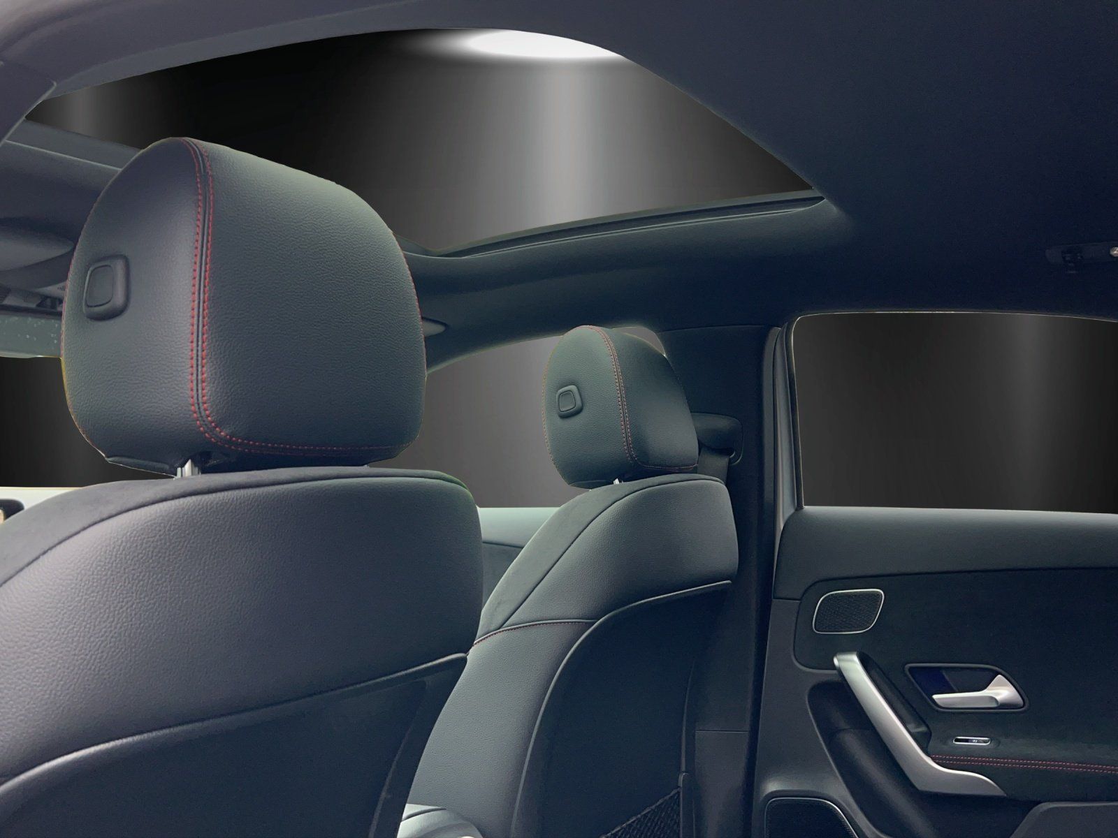 Fahrzeugabbildung Mercedes-Benz A 220 d Lim+AMG-Line+Burmester+DISTRONIC+PSD+19"