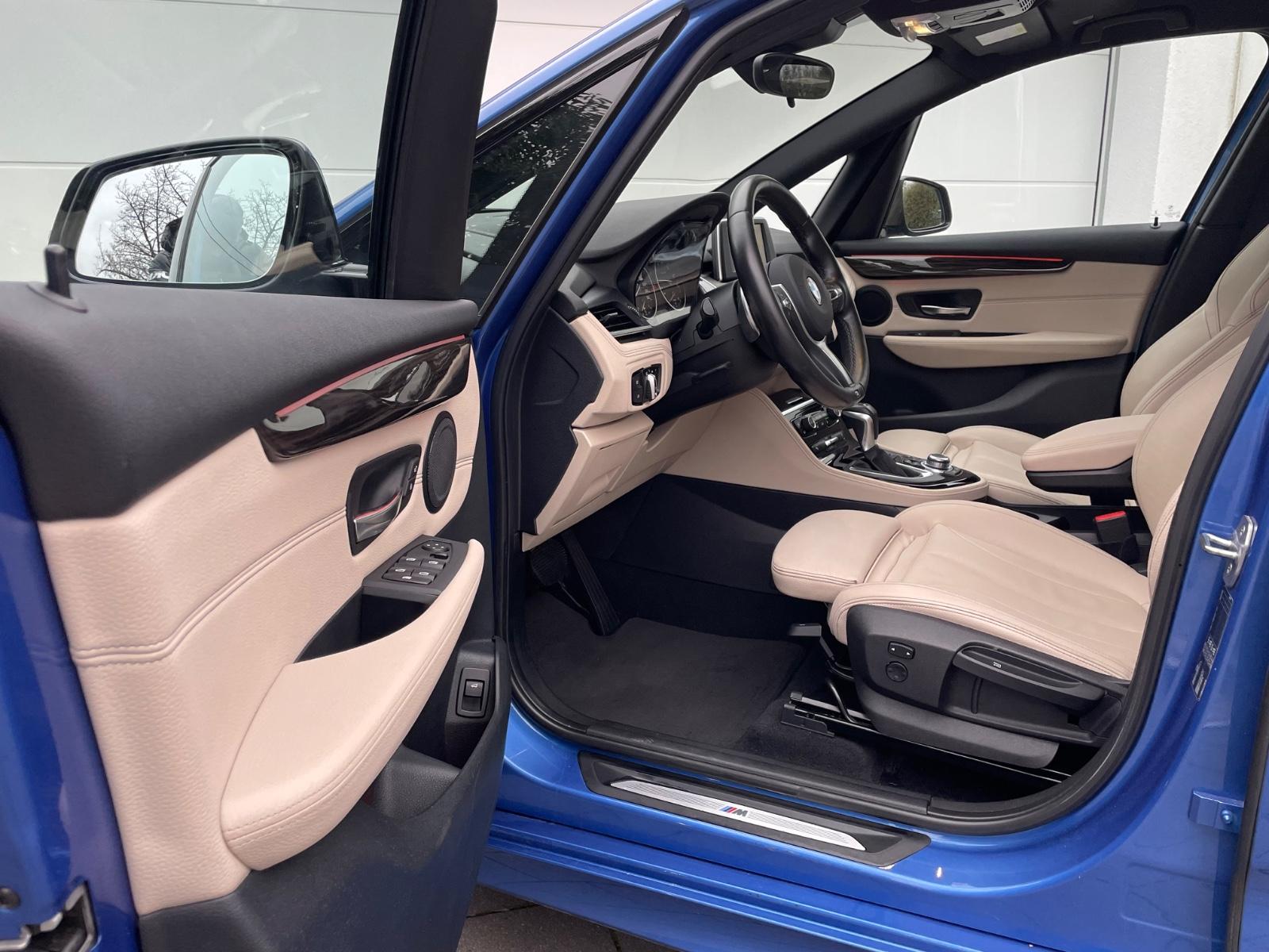 BMW 220 Active Tourer M Sport LED+KEYLESS+LEDER+NAVI