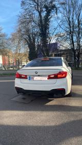 BMW M550d xDrive A - - weiße BMW M550