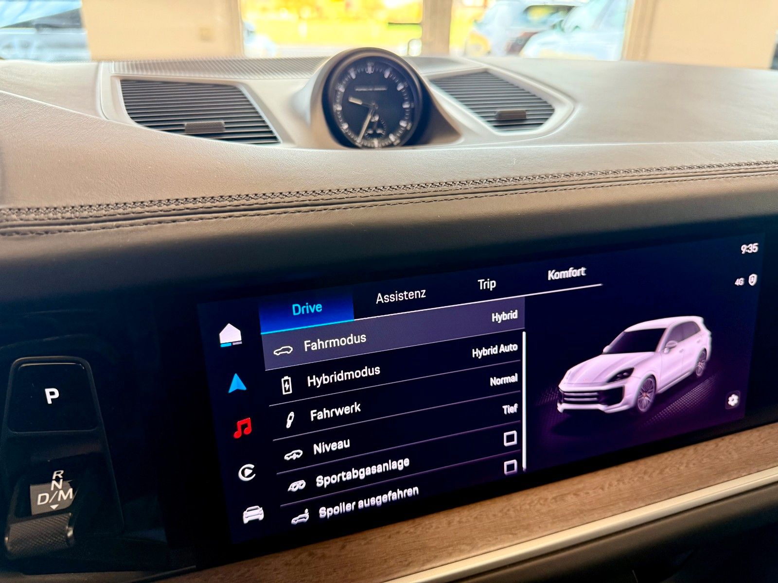 Fahrzeugabbildung Porsche Cayenne Turbo E-Hybrid SportDesign/PCCB/PTS/AHK