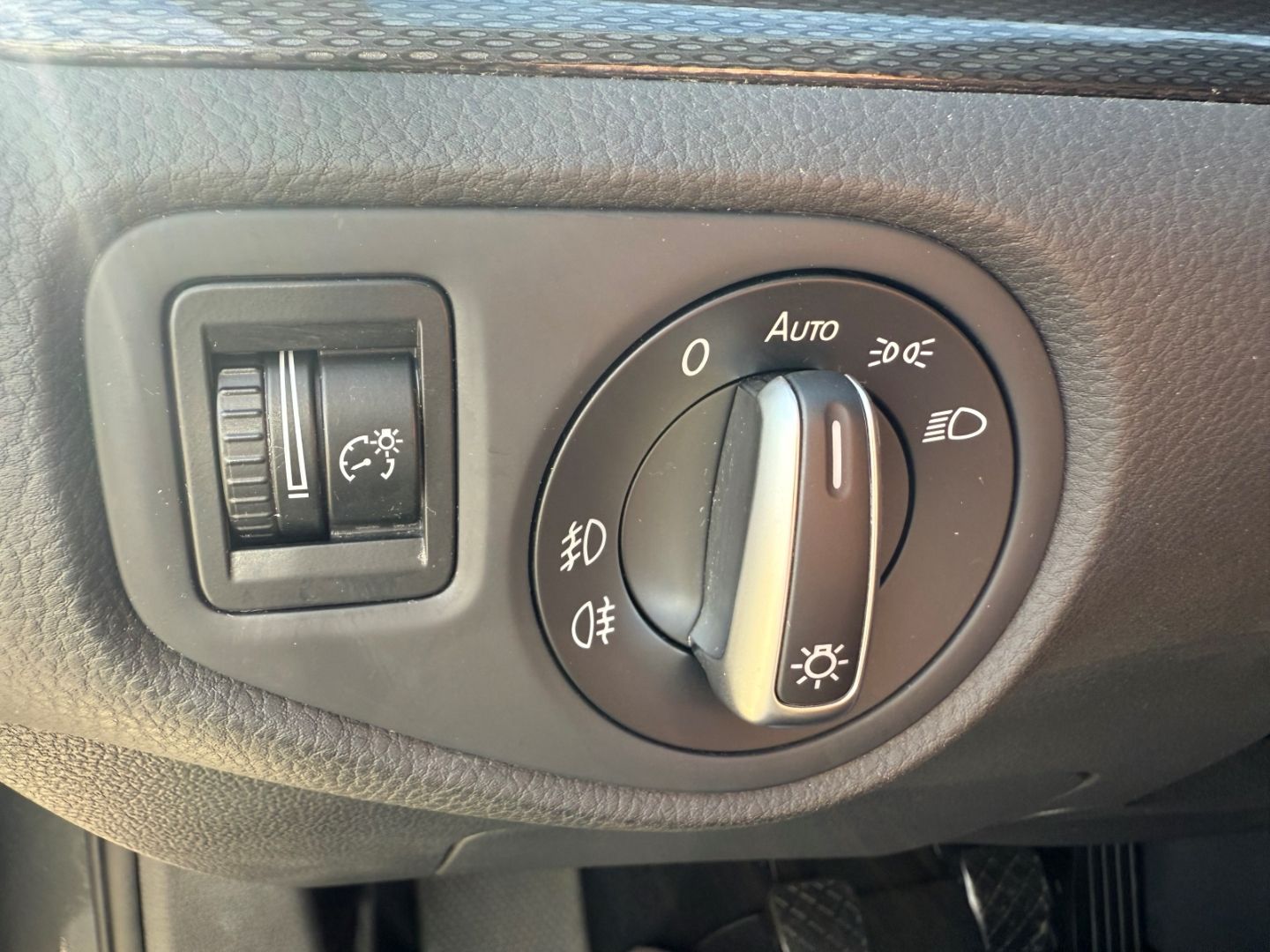 SEAT Alhambra 1.4 TSI 7-Sitzer Navi RFK ALU Alcan 3Zo - Image 11