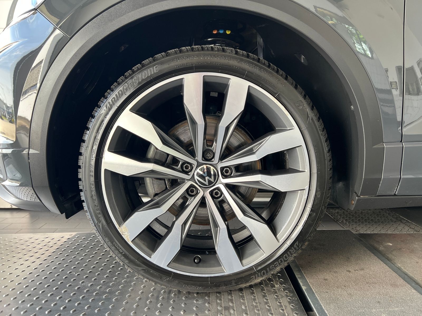 Fahrzeugabbildung Volkswagen T-Roc Sport 2.0 TDI DSG 4Motion R-Line *Beats,Pa