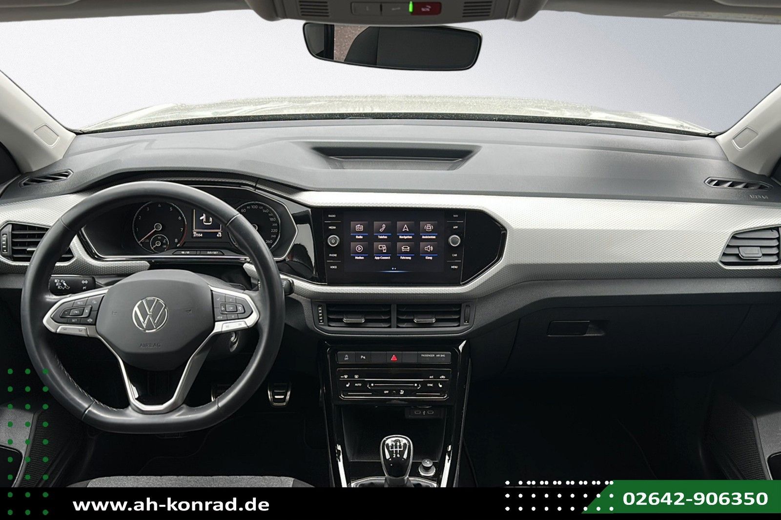 Fahrzeugabbildung Volkswagen T-Cross 1.0 TSI Move+PDC+Sitzhzg.+AHK