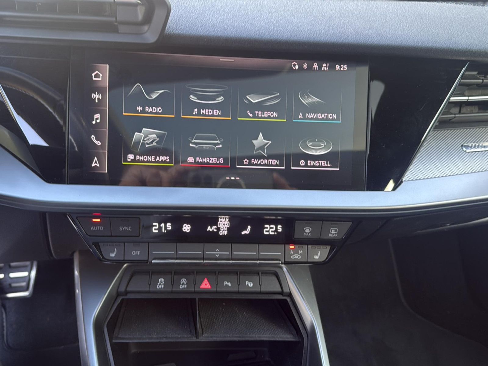 Fahrzeugabbildung Audi A3 Sportback 35 TDI 2x S line/ unfallfrei 18"