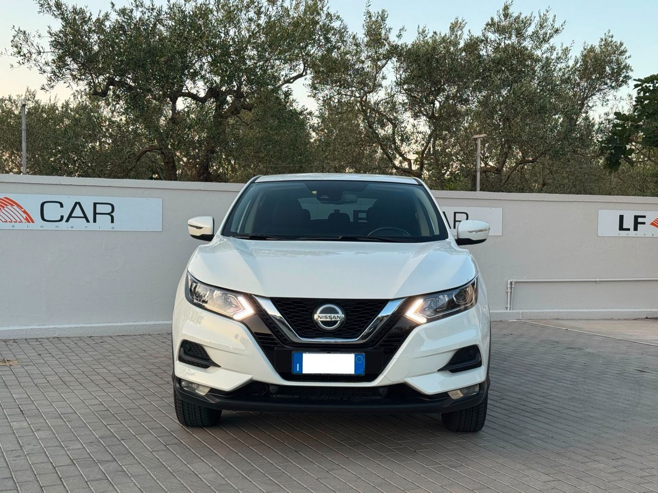 Nissan Qashqai 1.5 dCi 115 cv Business imagem 2