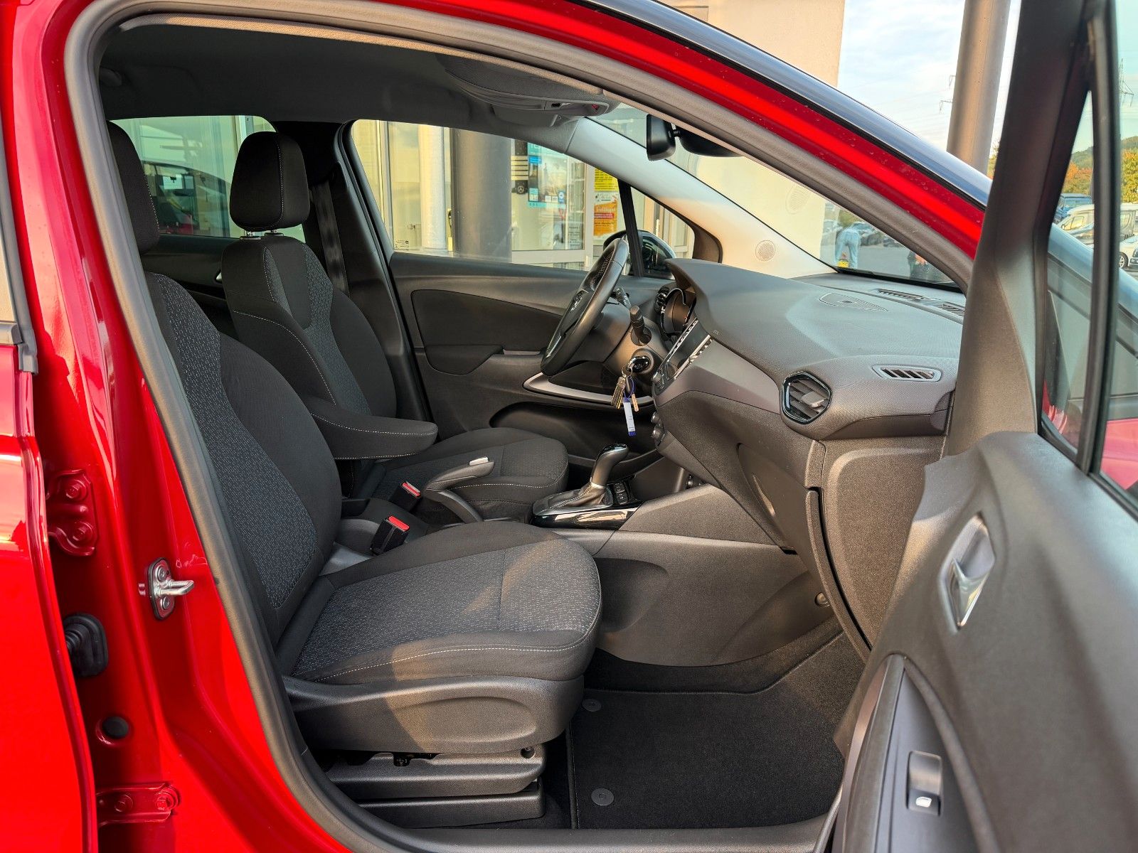 Fahrzeugabbildung Opel Crossland (X) 1,2 Turbo Edition S/S+PDC+NAVI