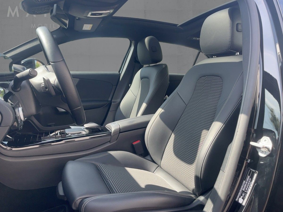 Fahrzeugabbildung Mercedes-Benz A 200 d LED/Navi/Pano/Kamera/MBUX