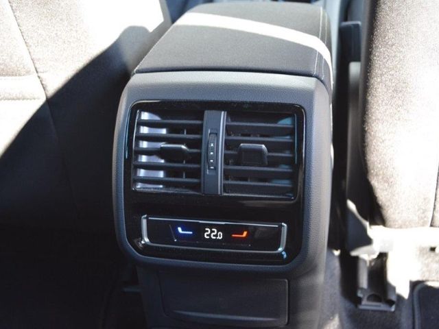 Passat Variant 2.0 TDI DSG AHK/STAND-HZ/MATRIX/N