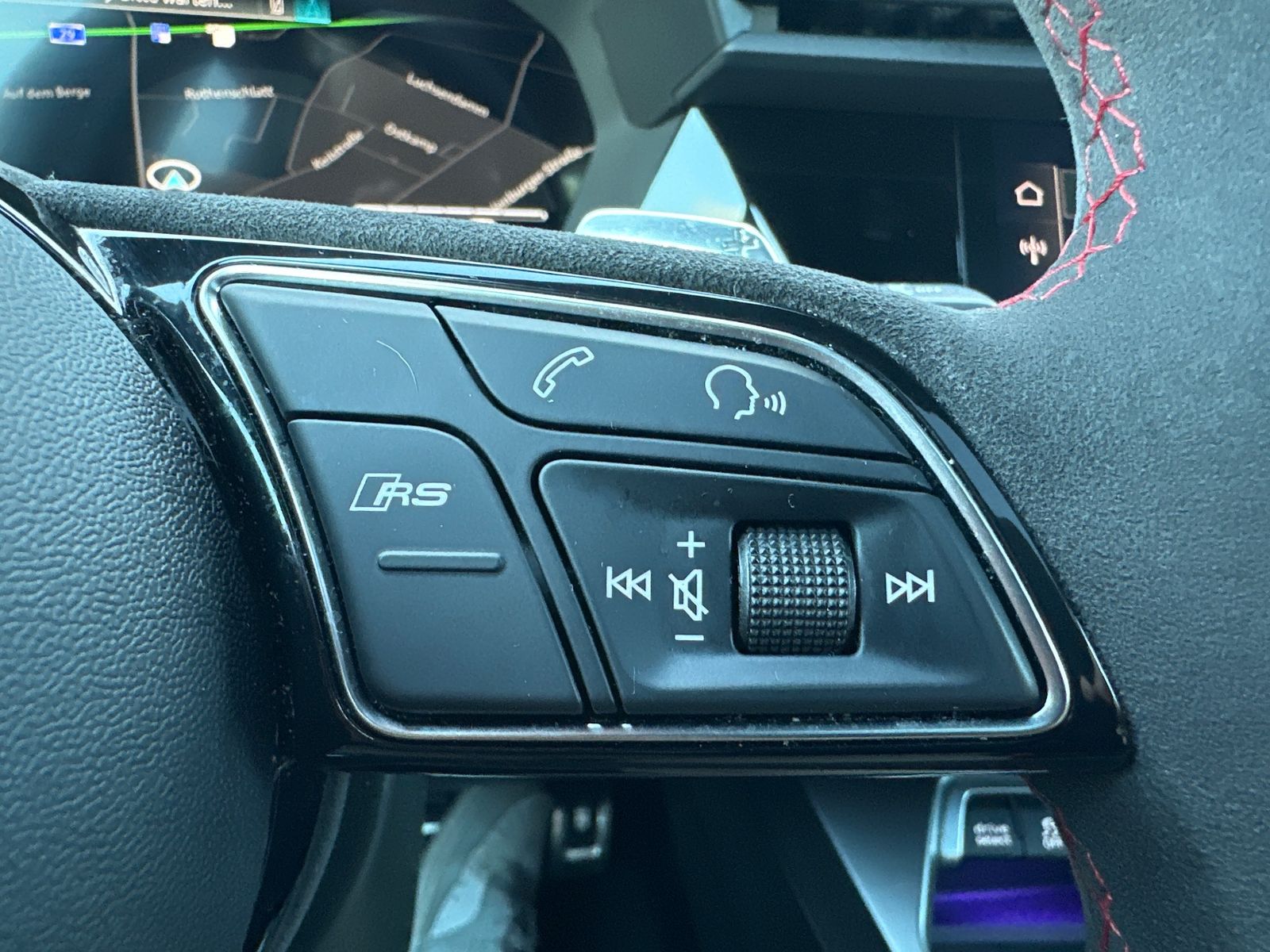 Fahrzeugabbildung Audi RS3 SpB 2.5 TFSI Qu NAV+LED+ACC+HEADUP+KAM+B&O