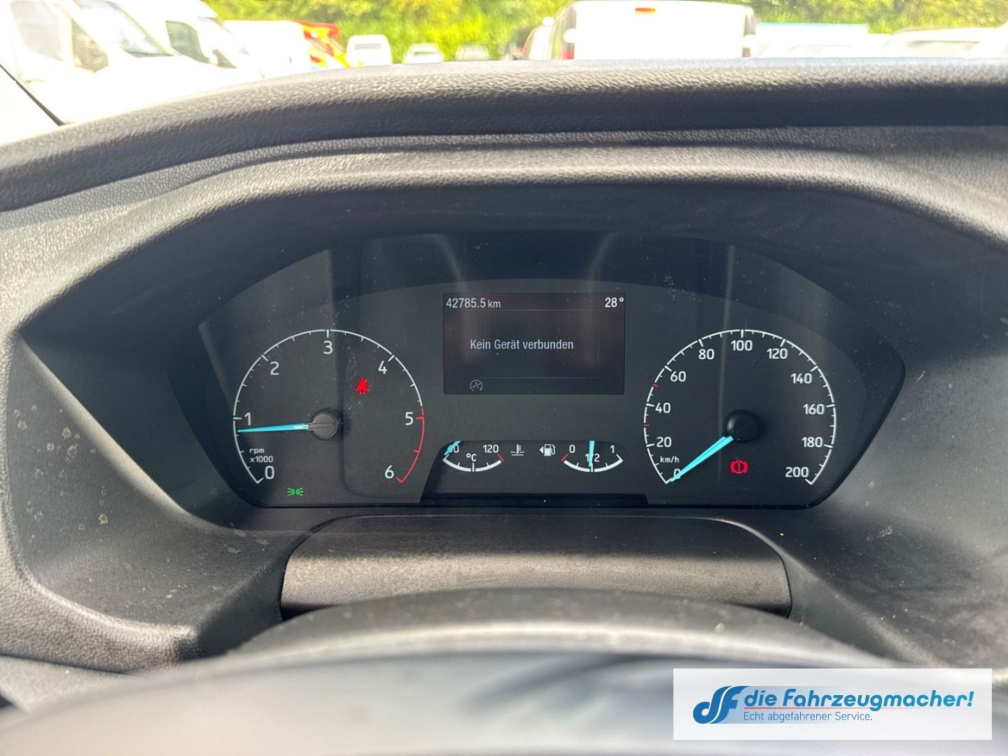 Fahrzeugabbildung Ford Transit Kasten 350 L3H3 Trend 2.0 TDCi Klimaauto