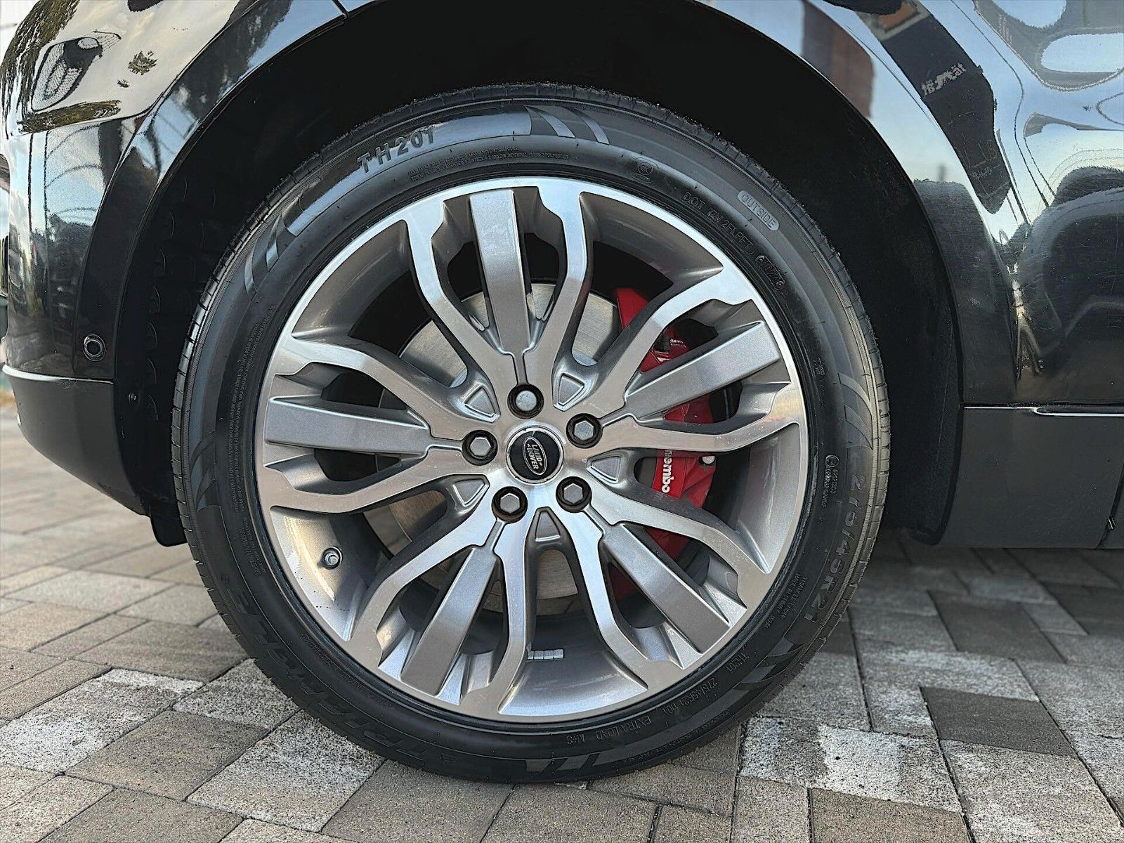 Fahrzeugabbildung Land Rover Range Rover Sport 3.0 SDV6 HSE Dynamic *BREMBO*