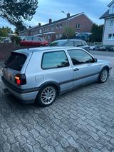 Volkswagen GTI Edition 20 Jahre Jubiläum - Volkswagen Golf: GTI Edition 20