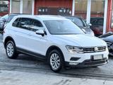 Volkswagen Tiguan 2.0 TDI-4x4-UNIPRO/TAGLIANDI CERTIFICATI - Volkswagen Tiguan mit Diesel-Antrieb: Kombi, Automatik